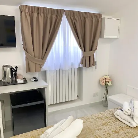 Affittacamere Gabriella - Rooms&breakfast